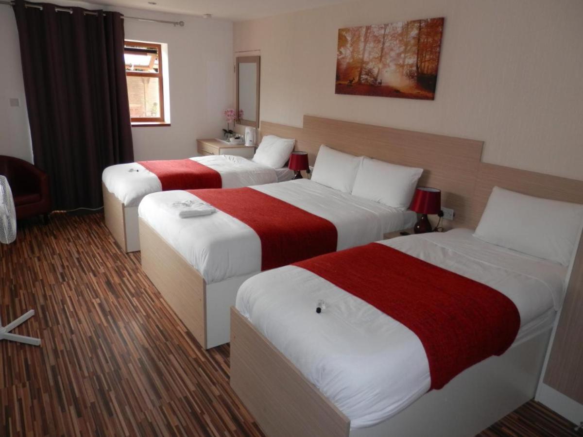 ハウンズロー Heathrow Travellers Hub Bed & Breakfast エクステリア 写真